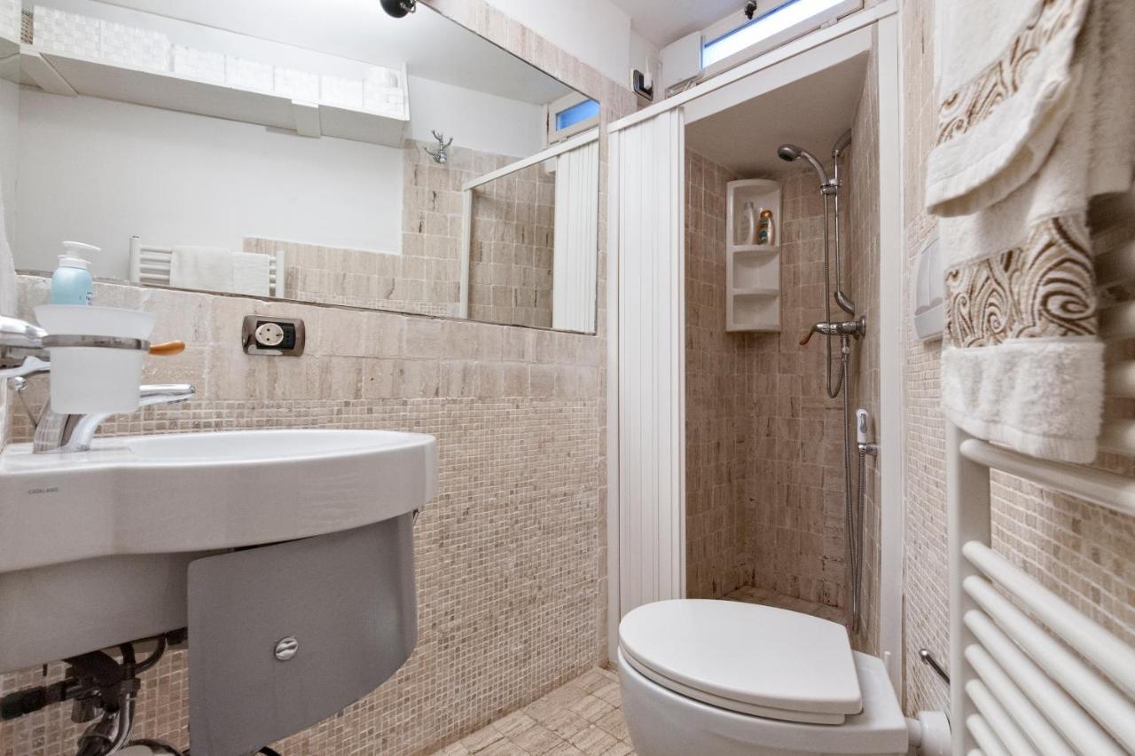 ليتشي Casa Dell'Arco Old Town - Sit Apartment المظهر الخارجي الصورة